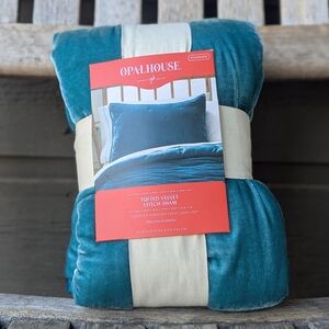 NWT Opalhouse Tufted Velvet Stitch Sham Standard Pillow 20" x 26"
